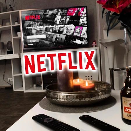 W1 - Kontaktloser 24H Check In, W-Lan, Netflix, Parkplatz, Kueche, Boxspring-Bett Bückeburg Buitenkant foto