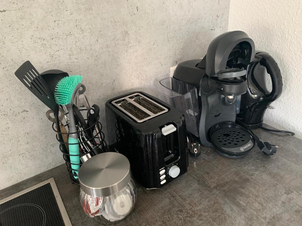 W1 - Kontaktloser 24H Check In, W-Lan, Netflix, Parkplatz, Kueche, Boxspring-Bett Bückeburg Buitenkant foto