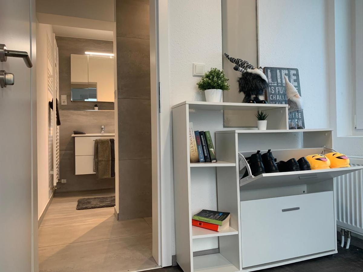 W1 - Kontaktloser 24H Check In, W-Lan, Netflix, Parkplatz, Kueche, Boxspring-Bett Bückeburg Buitenkant foto