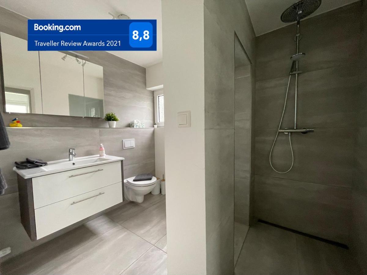 W1 - Kontaktloser 24H Check In, W-Lan, Netflix, Parkplatz, Kueche, Boxspring-Bett Bückeburg Buitenkant foto